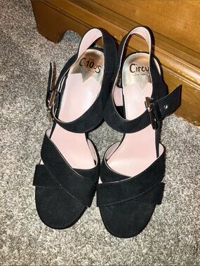 Circus by Sam Edelman Maria Black Velvet Crisscross Slingback Heels 10 M